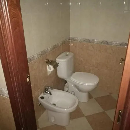 Lindaraja Hotel 2*